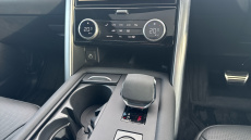 Land Rover Discovery 3.0 D300 Dynamic HSE 5dr Auto Diesel Station Wagon